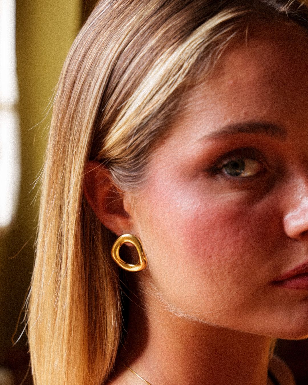Aura Earrings - Image 2