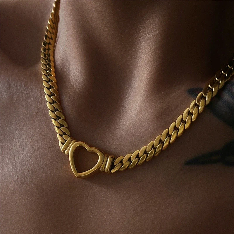 Cuore d'Amore Choker - Image 4