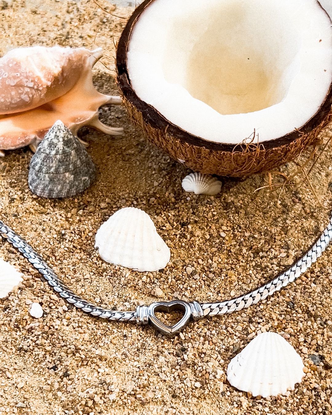 Cuore d'Amore Choker - Image 5